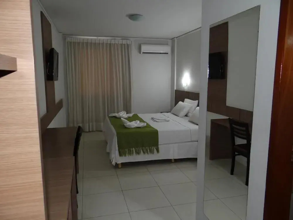 Oasis Hotel