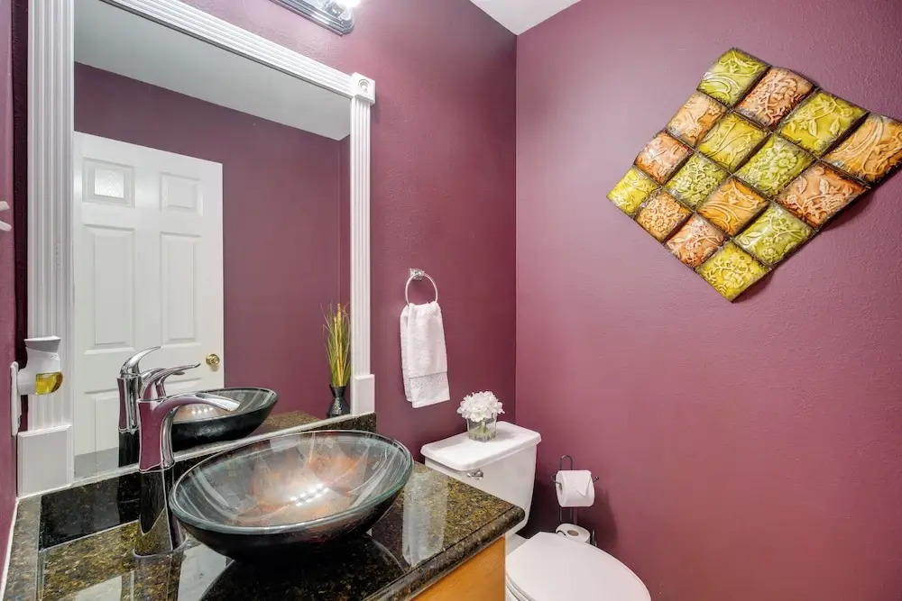 Near Seaworld! Modern Family Home w/ Pool Access