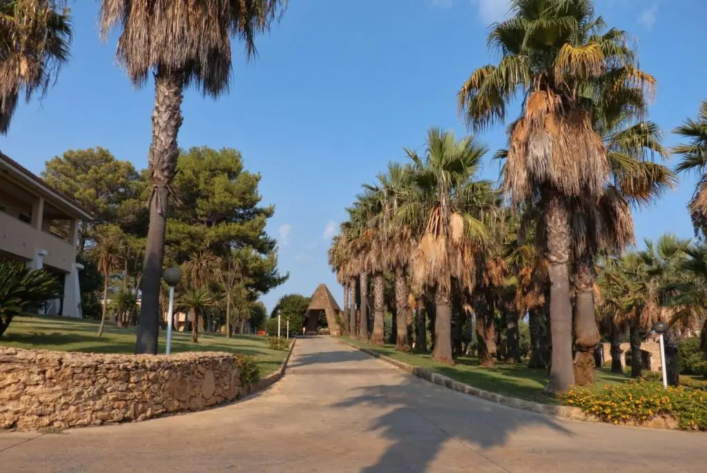 TH Le Castella - Baia degli Dei Village
