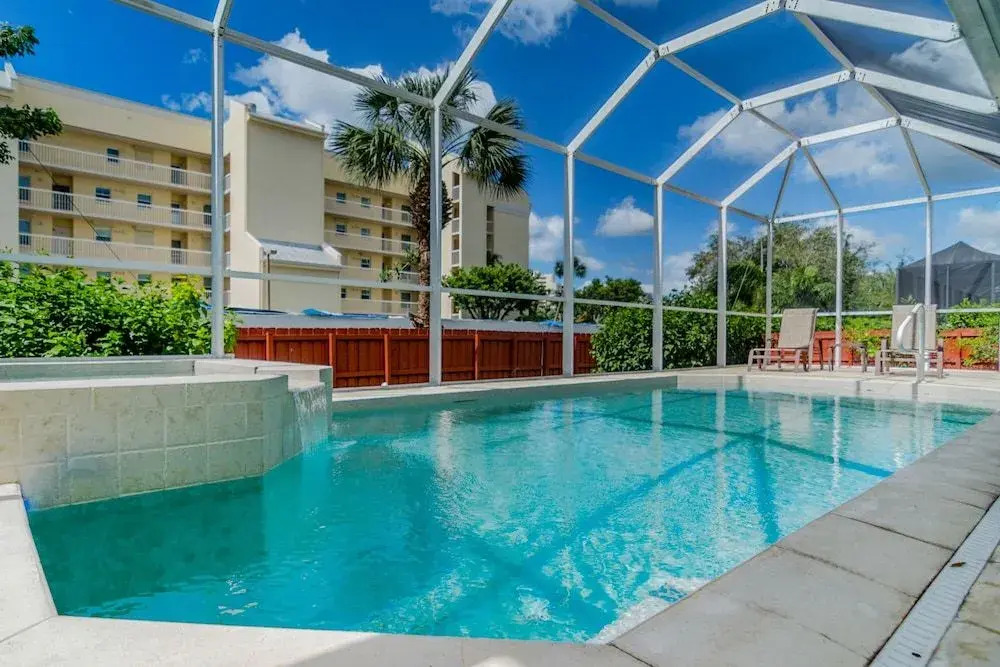 816 Seagrape Home 3 Bedrooms 2 Bathrooms Home