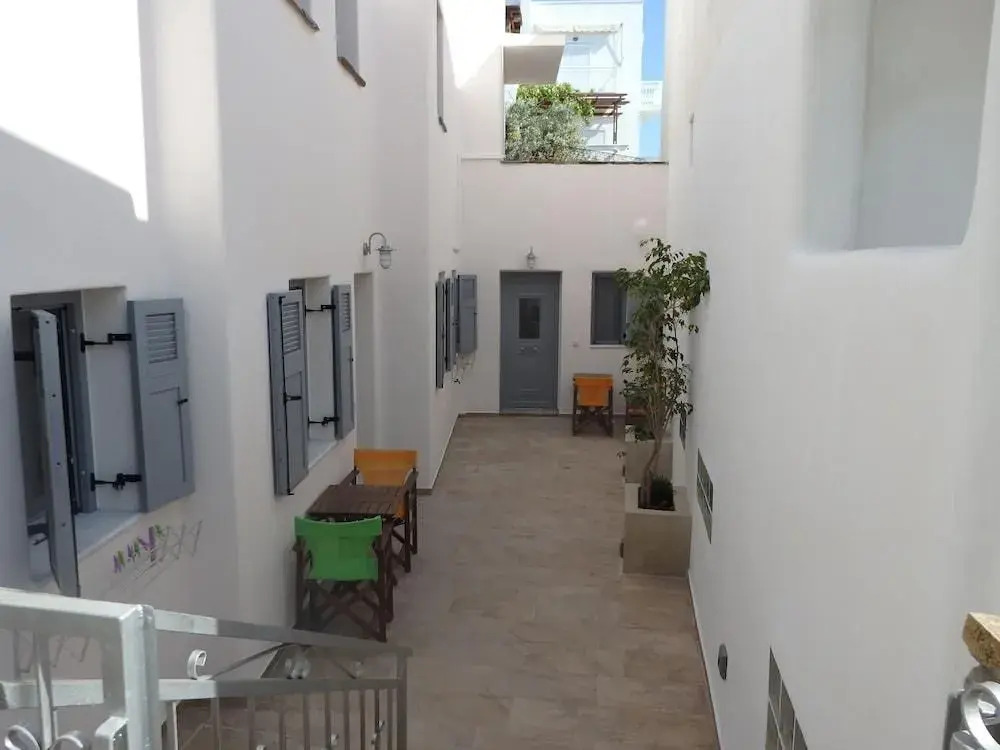 Naxos Illusion Nikos Verikokos