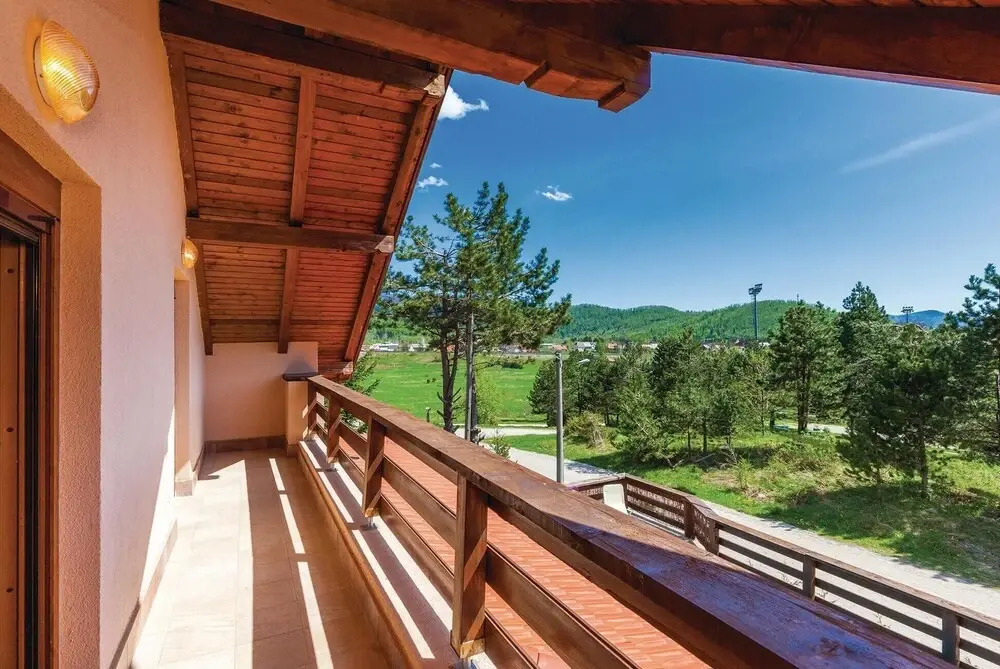 Gorgeous Home In Vrata With Sauna