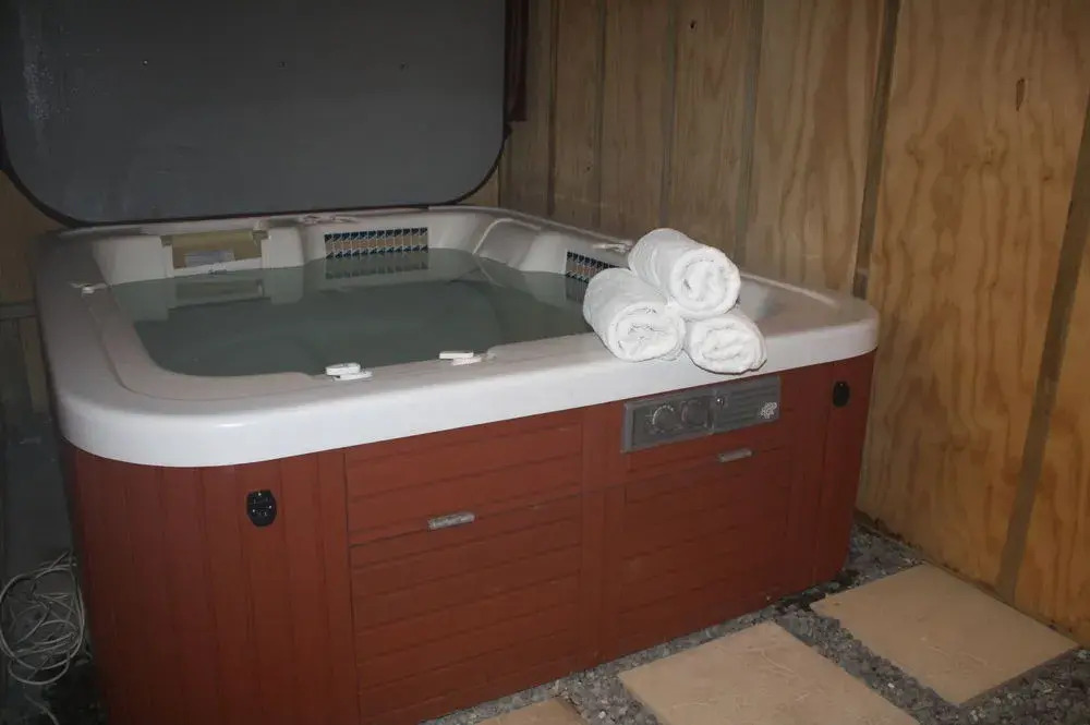 Lisa Rose Motel