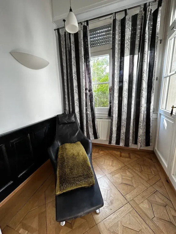 Historical Luxury Homes - Stadtvilla mit Jacuzzi und Garten