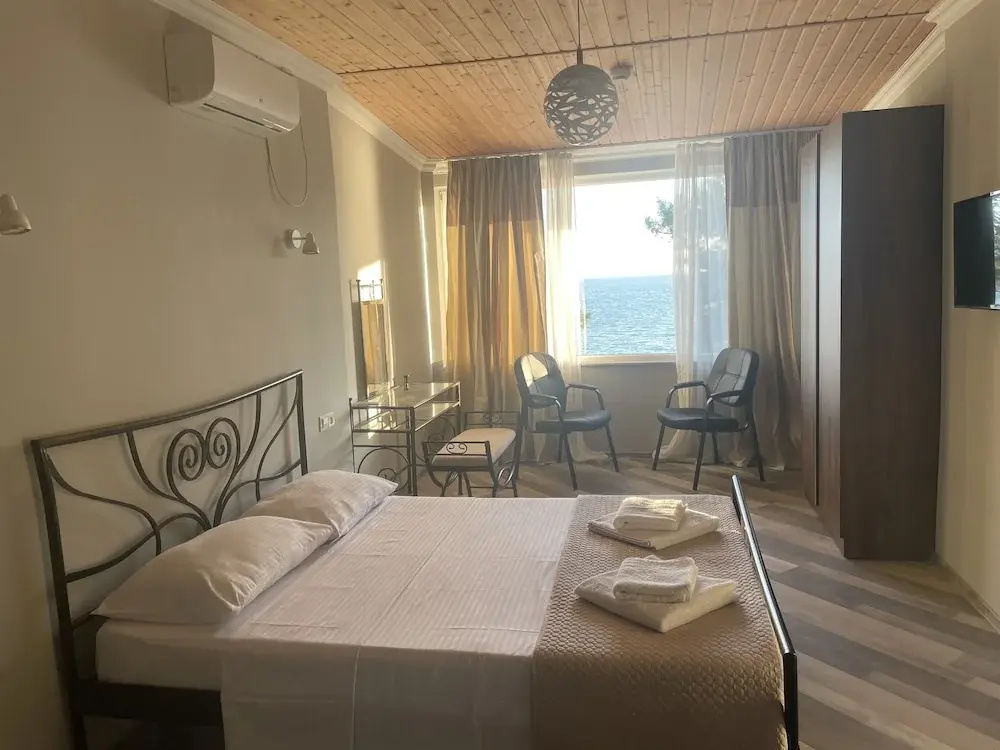 Argo Hotel