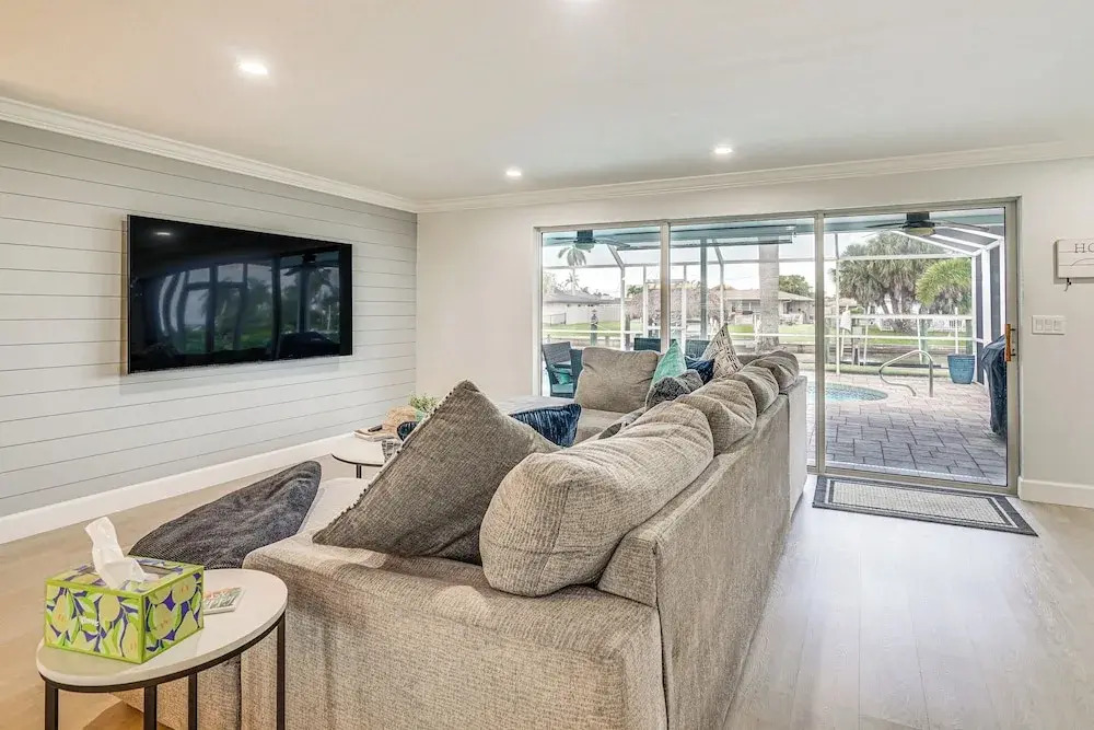 2 Mi to Beach: Canalfront Home in Cape Coral