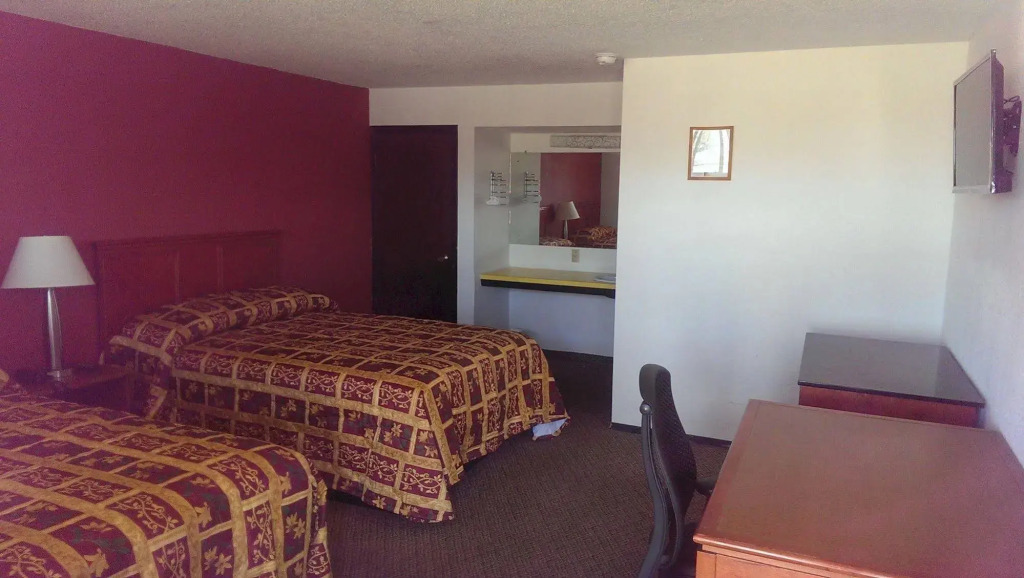 Airport Lodge Wichita Kansas