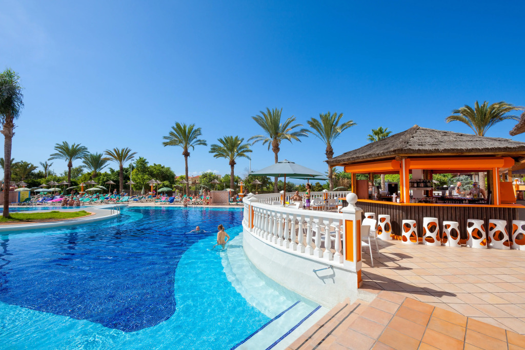 Chatur Playa Real Resort