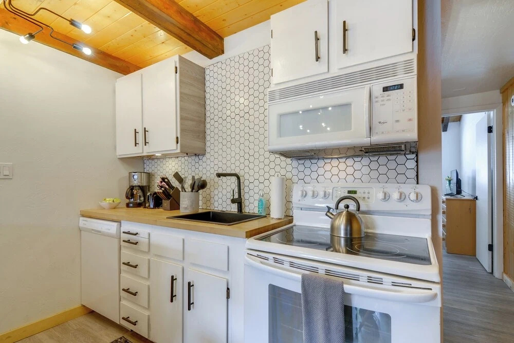 Brian Head Mountain Retreat < 1 Mi to Ski Resort!