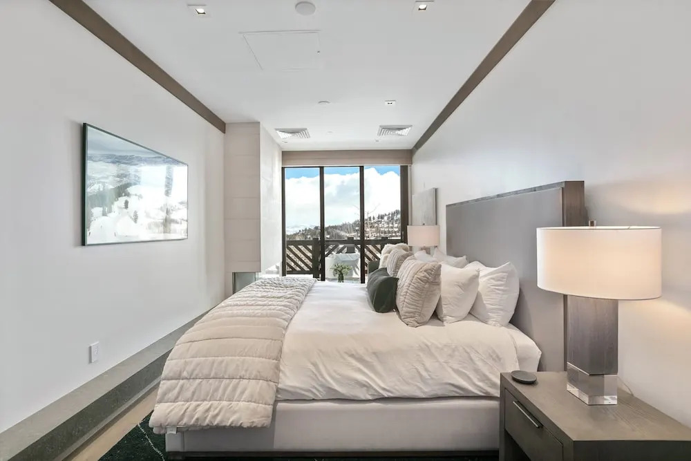 The Residences at The Tower-3 Bedroom Deluxe #6 3 Condo