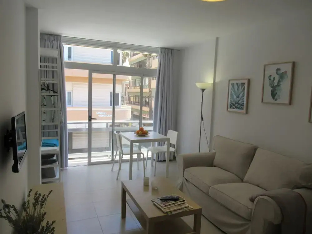 Apartamento Canteras vista mar lateral