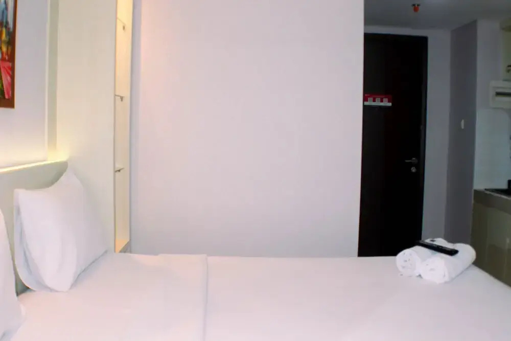 Simple And Cozy Studio Room At Pollux Chadstone Apartment