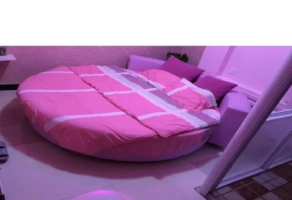 Qilin Theme Hotel