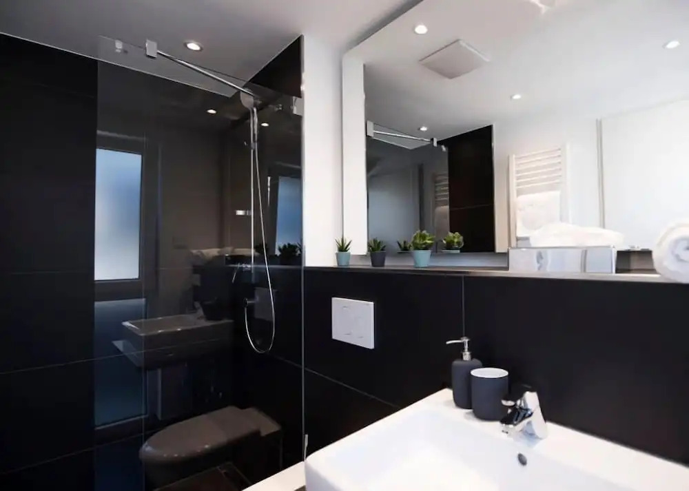 Mood contemporary living