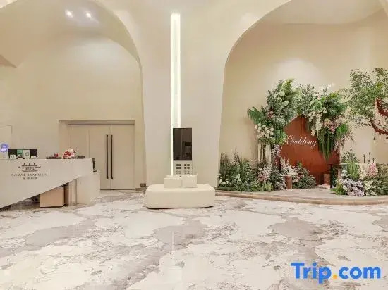 Royal Membership Holidays Hotel