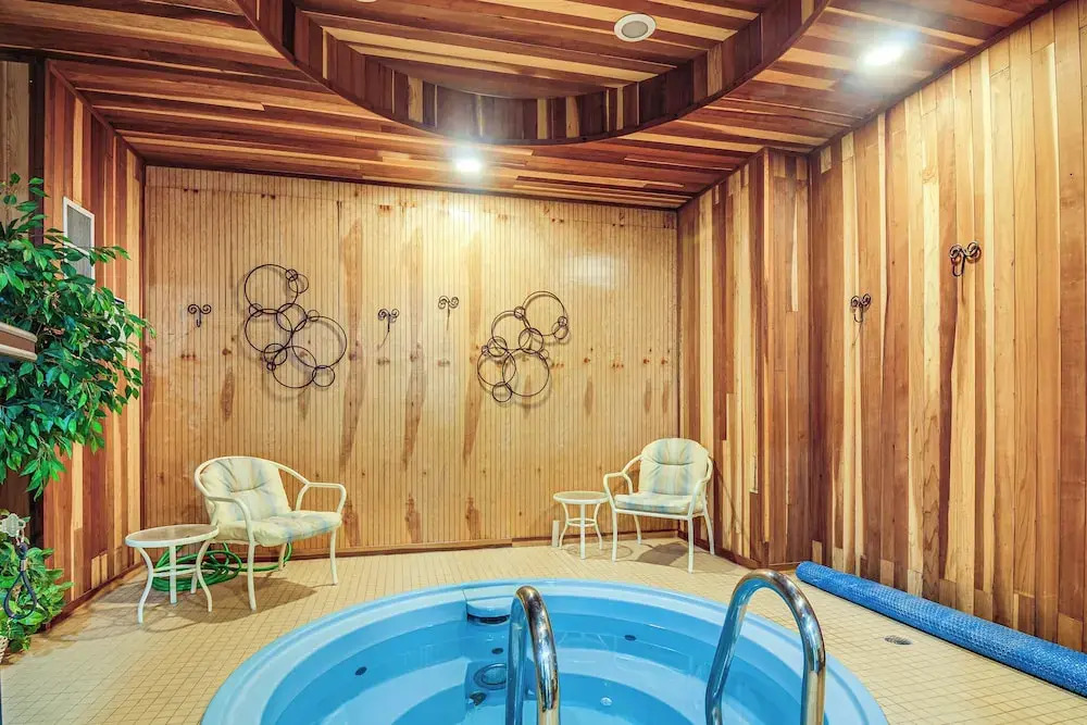 Spacious Brian Head Mtn Getaway w/ Hot Tub!