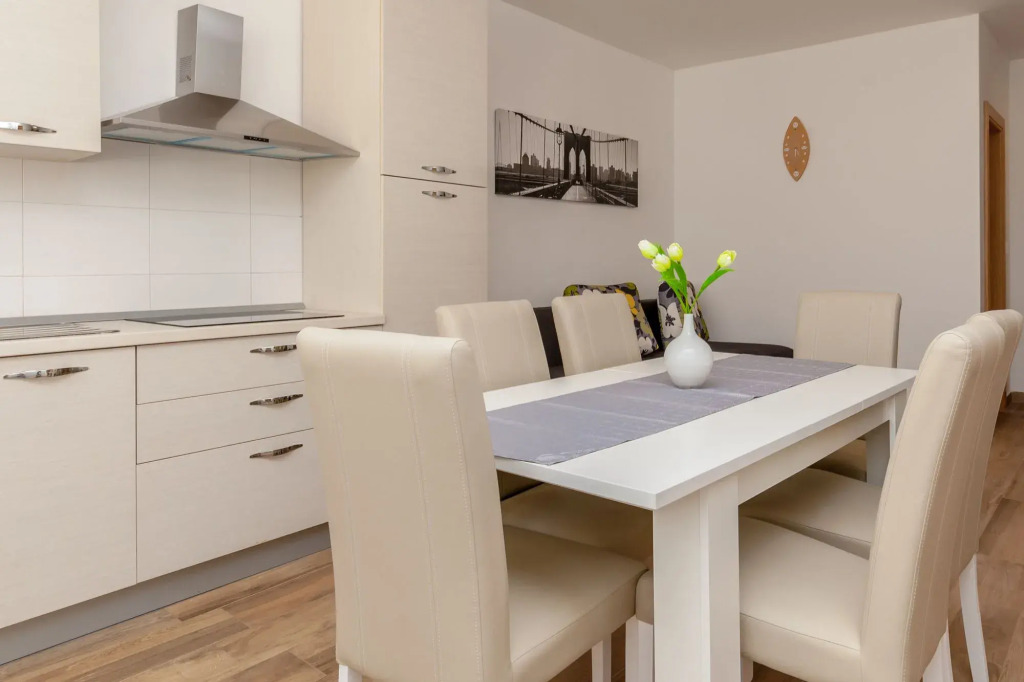 Apartments Mistral