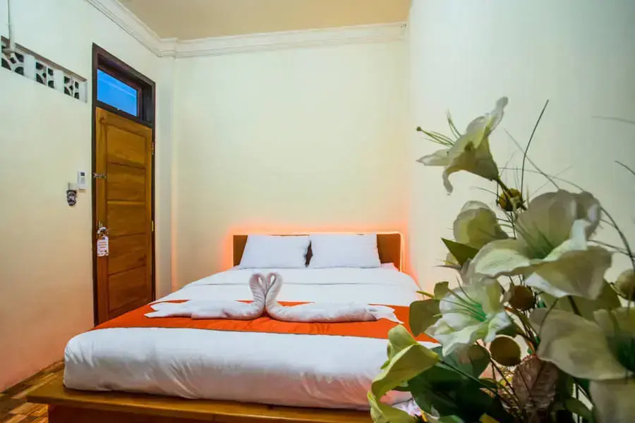 RedDoorz near Universitas Samratulangi Manado