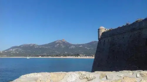U Castellu Guesthouse