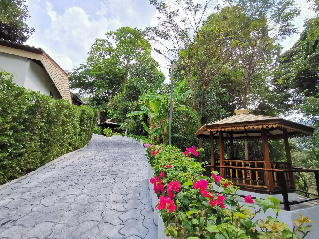 On The Hill Karon Resort