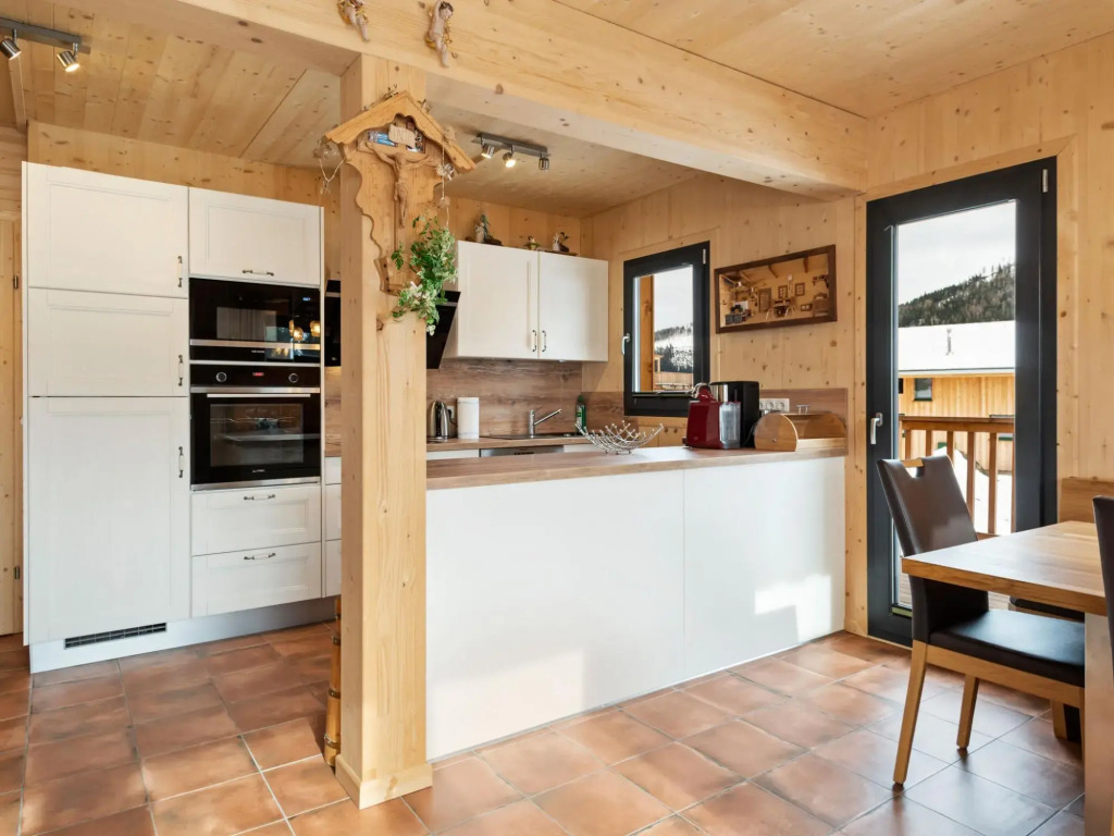 Deluxe Holiday Home in Hohentauern with Hot Tub