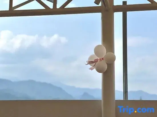 Qingcheng · Fange Private Hot Spring Vacation Apartment (Qingchengshan High-Speed Railway Station)