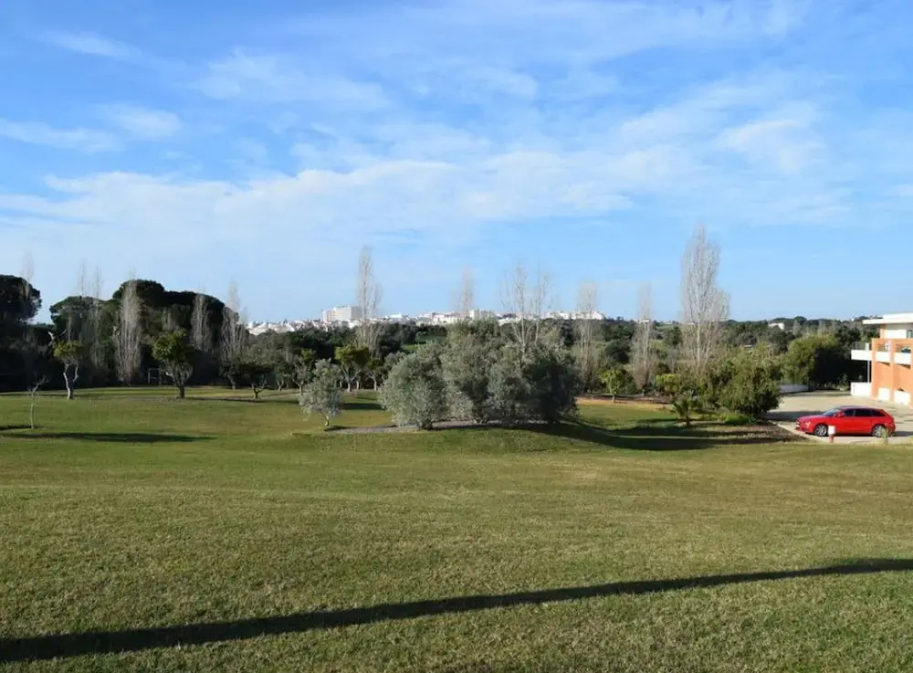 House With 2 Bedrooms in Albufeira, With Shared Pool, Terrace and Wifi