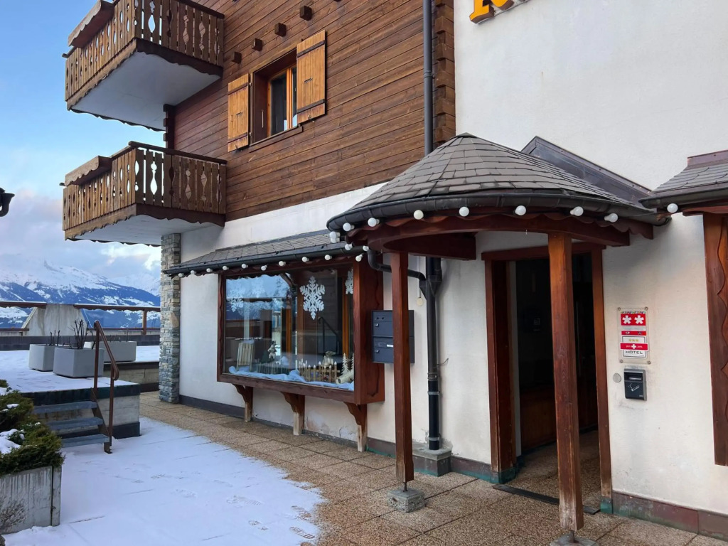 Hôtel Chalet Royal - Like At Home
