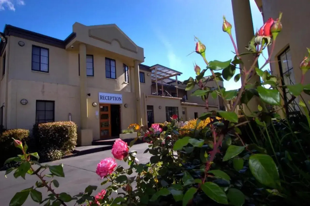 Best Western Plus Canberra Central Apartments Official