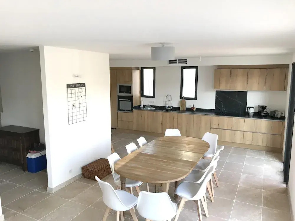 Villa with 4 Bedrooms in Malaucène, with Private Pool, Enclosed Garden And Wifi