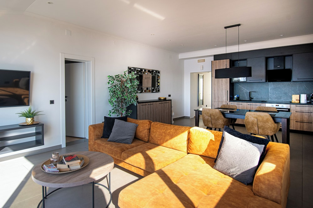 Adriatic Apartments