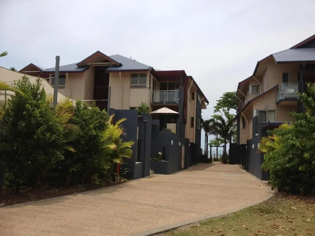 Beach House Apartment 1
