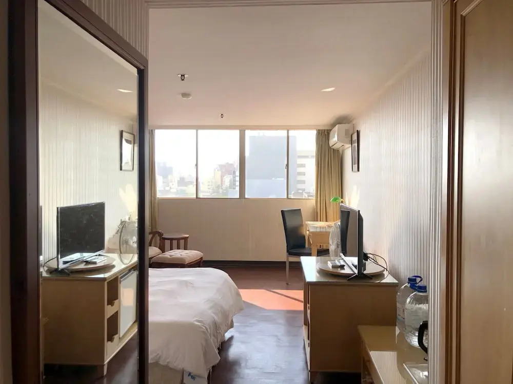 Hermes Hotel