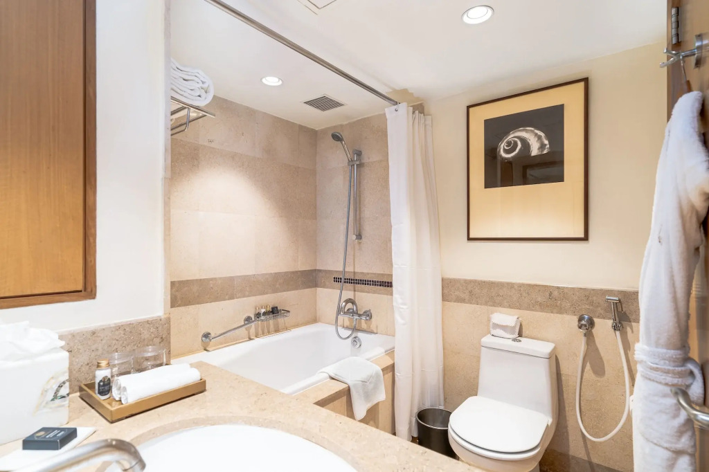 Taj Wellington Mews, Mumbai