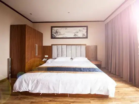 Maitreya Xincheng Hotel (Huquan Ecological Park Branch)