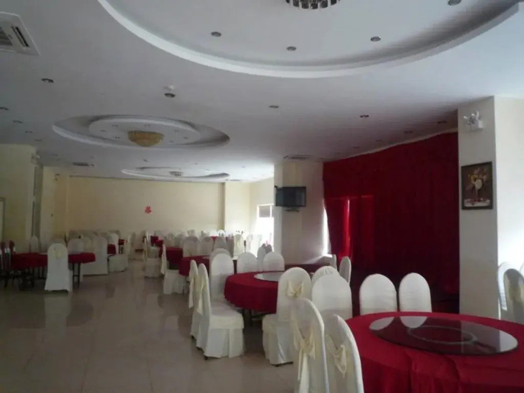 Phu Dong Hotel