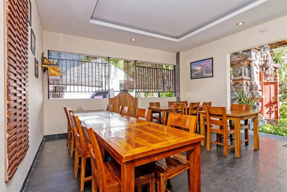 ZEN Rooms Sunshine Dewi Sartika