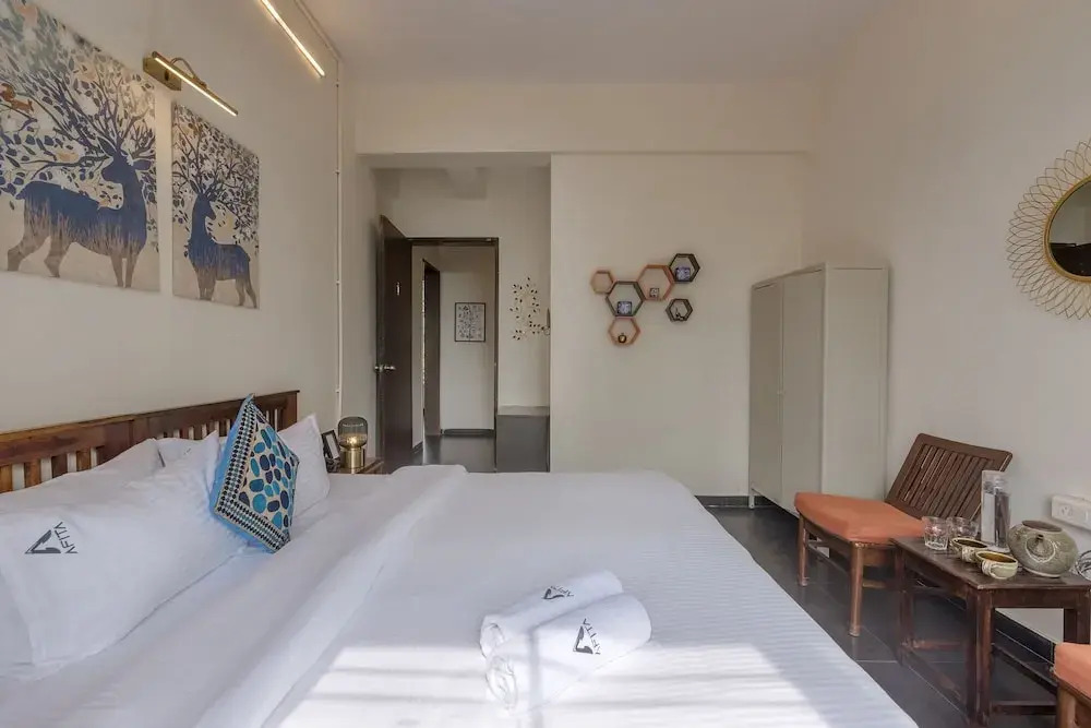 CosmicStays Afita Mohari-Solar Powered Lakehouse