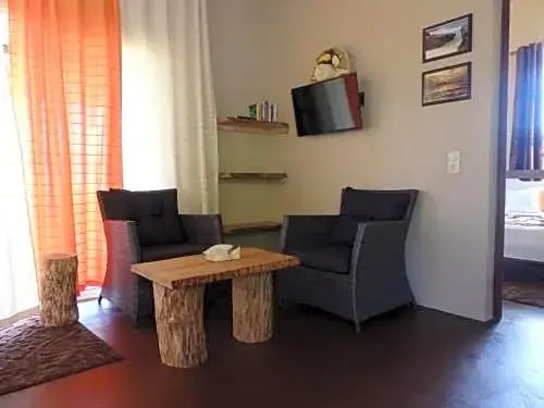 Green Wood Lodge