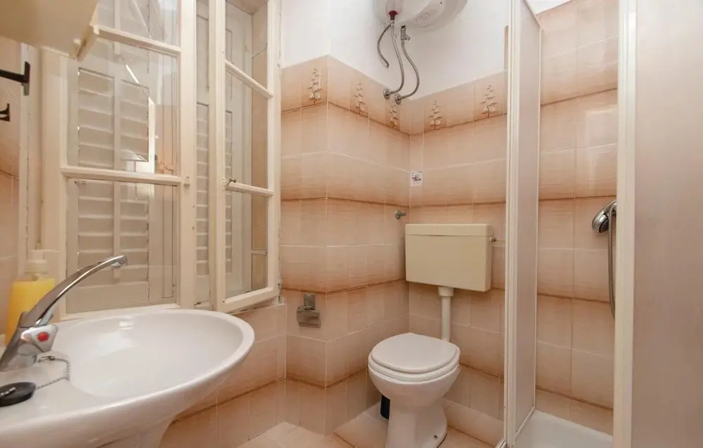 Beautiful Home in Lumbarda With Wifi and 4 Bedrooms