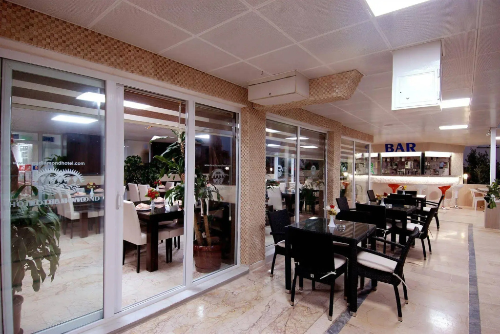 Lara Diamond Hotel