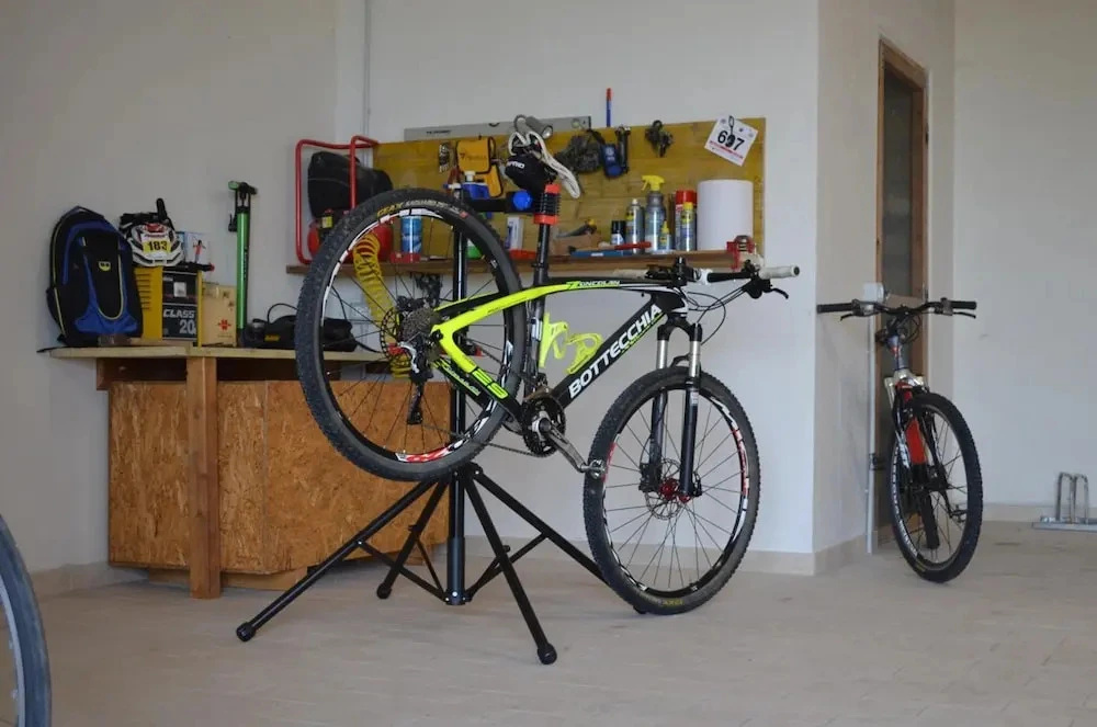 Bed and Breakfast Bike