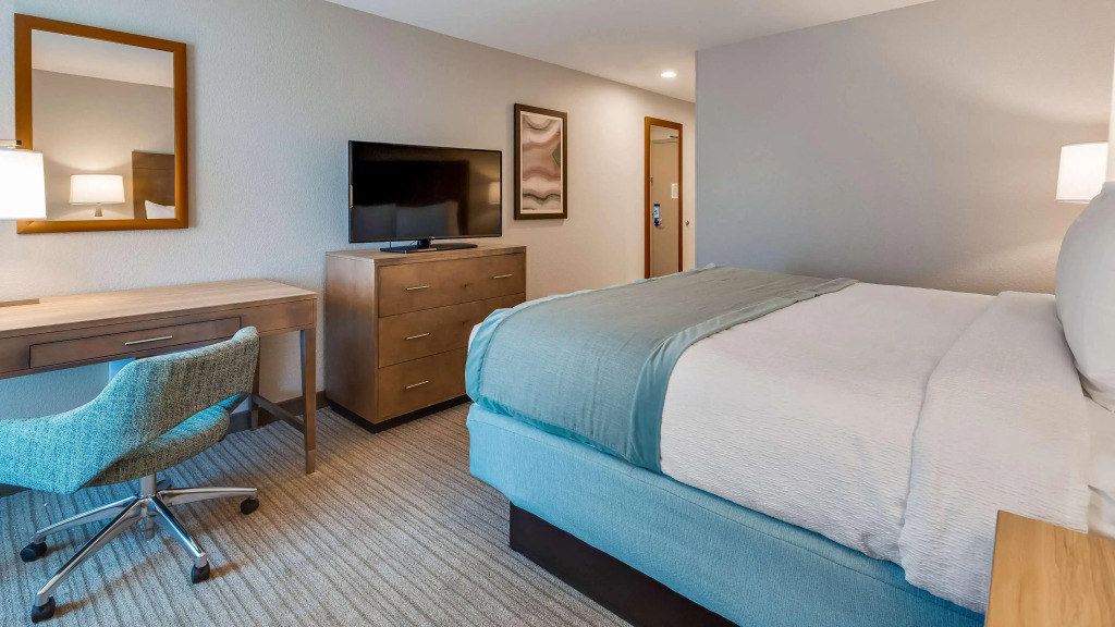 Best Western Plus Desoto