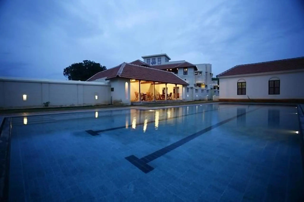 Visalam- Cgh Earth