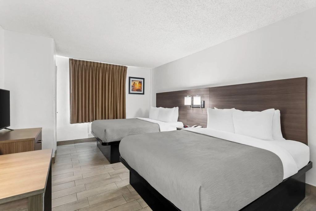 Quality Inn & Suites at Tropicana Field