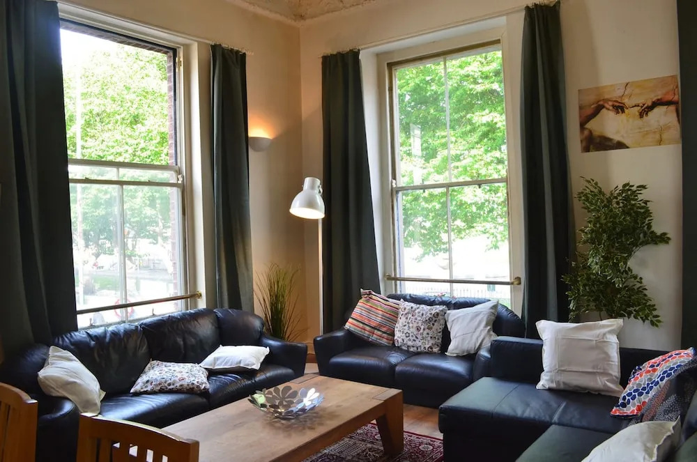Metrostays - O'Connell Street 84-1