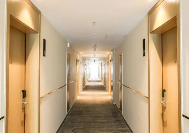City Comfort Inn Chengdu Qingbaijiang Carrefour