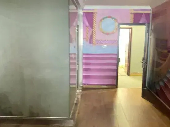 Shanghai Yongdian Gaming Hotel (Zhoupu Subway Station Xiao Shanghai Pedestrian Street Branch)