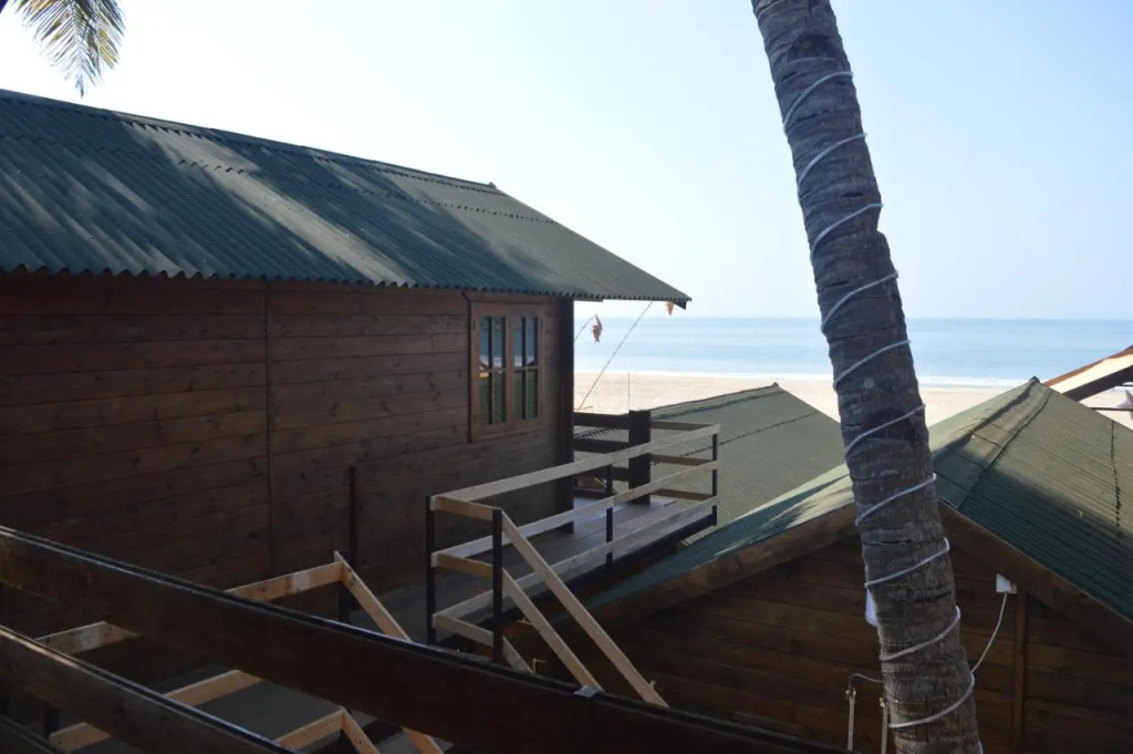 Anantra Sea View Resort