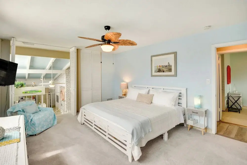 Ormond Beach Home w/ Pool - Walk to Ocean!
